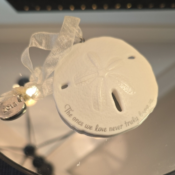 Hallmark White Sand Dollar Ornament - Picture 1 of 3